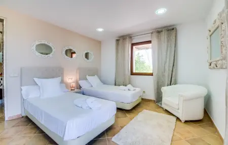 Can Lau : villa 8 pers. avec piscine et jacuzzi : photo 42