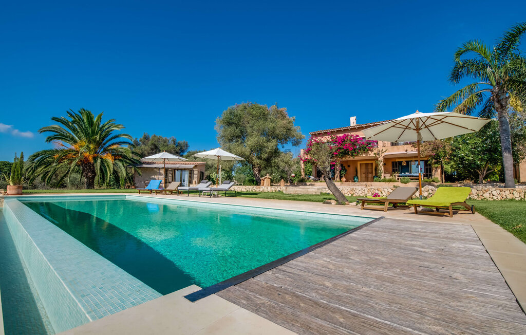 Villa El Retiro à Ses Salines, piscine d'eau salée - Photo 3