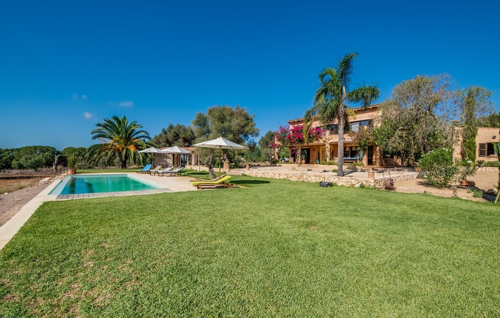 Villa El Retiro à Ses Salines, piscine d'eau salée - Photo 5