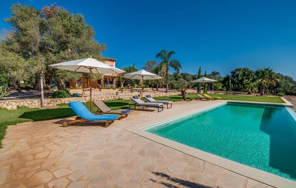 Villa El Retiro à Ses Salines, piscine d'eau salée - Photo 12