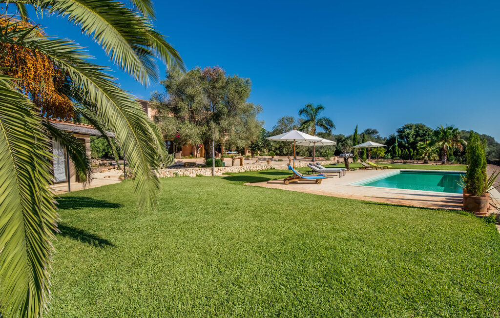 Villa El Retiro à Ses Salines, piscine d'eau salée - Photo 13