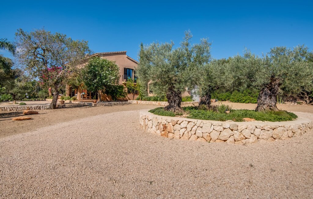 Villa El Retiro à Ses Salines, piscine d'eau salée - Photo 17