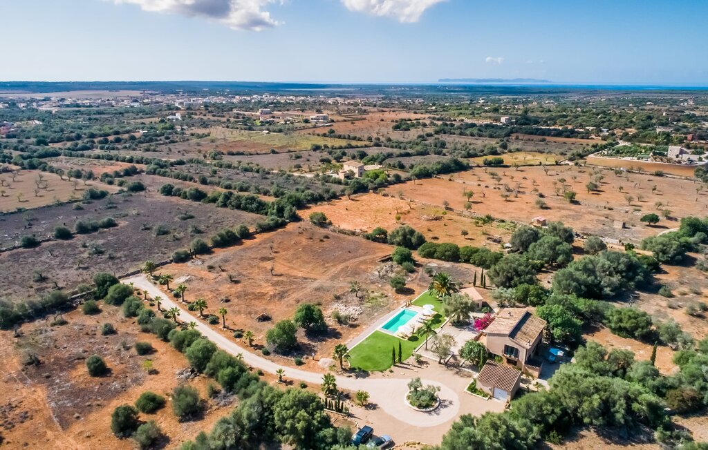 Villa El Retiro à Ses Salines, piscine d'eau salée - Photo 21