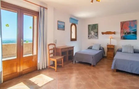 Finca Es Puig S'Horta : maison pierre avec piscine : photo 31