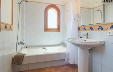 Finca Es Puig S'Horta : maison pierre avec piscine : photo 35