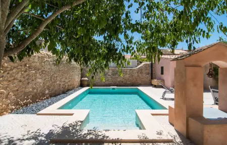 Maison Jaume II à Llucmajor, piscine et jardin : photo 3