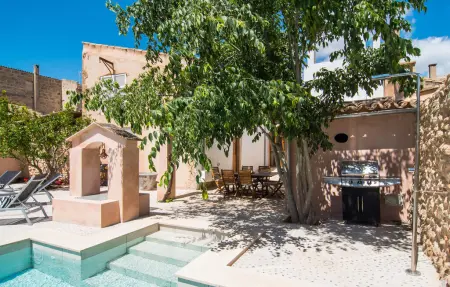 Maison Jaume II à Llucmajor, piscine et jardin : photo 8