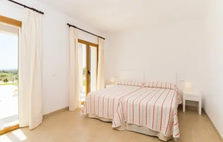 Can Tem – Maison 12 pers, piscine et vue mer à Cala Romantica : photo 30
