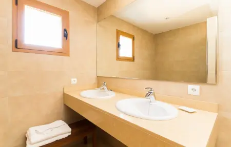 Can Tem – Maison 12 pers, piscine et vue mer à Cala Romantica : photo 44