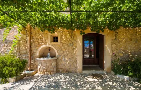 Sos Monjos, maison en pierre à Artà avec piscine : photo 21