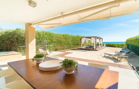 Villa Sa Platja, maison face plage à Playa de Muro : photo 11
