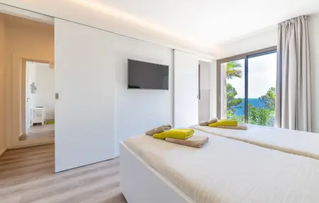 Villa Lifetime : maison 6 chambres avec piscine débordement : photo 36