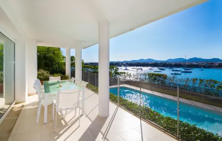 Villa Esperanza, maison moderne au bord de mer à Portocolom : photo 7