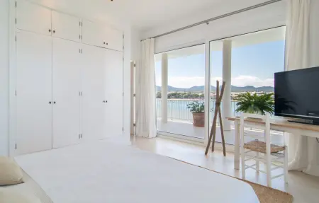 Villa Esperanza, maison moderne au bord de mer à Portocolom : photo 46
