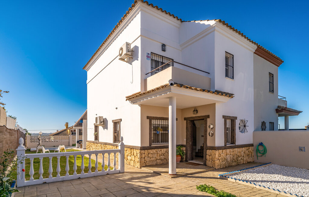 Maison 3 chambres avec piscine privée à Salteras - Photo 12