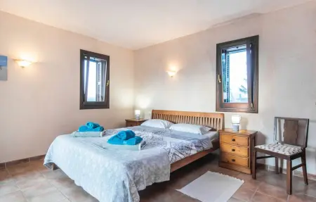 S'Estelrica, maison 6 pers. piscine contre-courant : photo 42