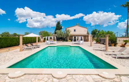 Location maison de vacances à Llubi