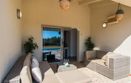 Muronita, maison 160 m² avec piscine privée : photo 18