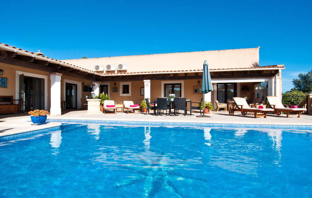Maison Diaz à Portocolom : 5 chambres, piscine et jardin - Photo 10