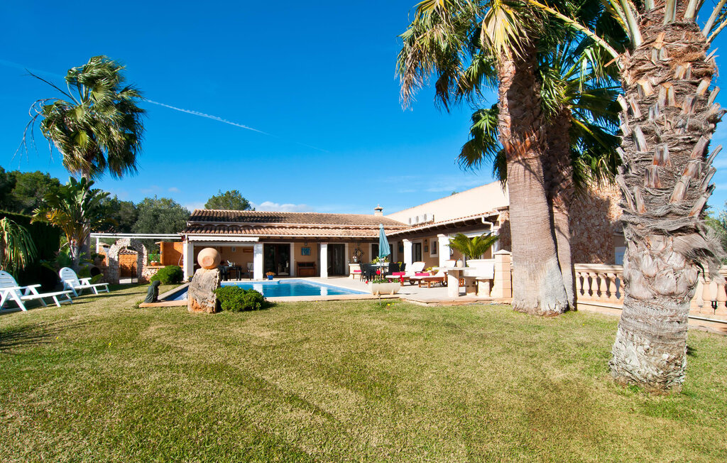 Maison Diaz à Portocolom : 5 chambres, piscine et jardin - Photo 13