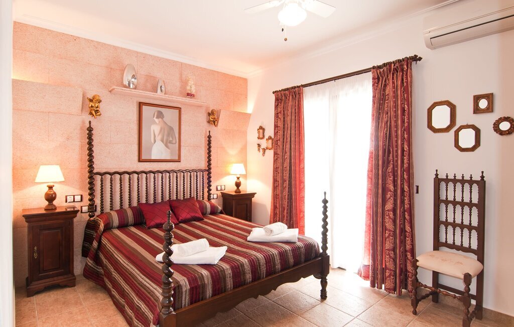 Maison Diaz à Portocolom : 5 chambres, piscine et jardin - Photo 38
