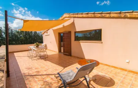 Villa Manenta : maison avec verger et piscine : photo 17