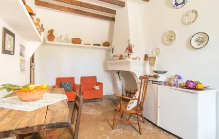 Villa Manenta : maison avec verger et piscine : photo 35
