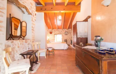 Villa Manenta : maison avec verger et piscine : photo 52