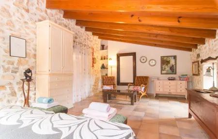 Villa Manenta : maison avec verger et piscine : photo 53