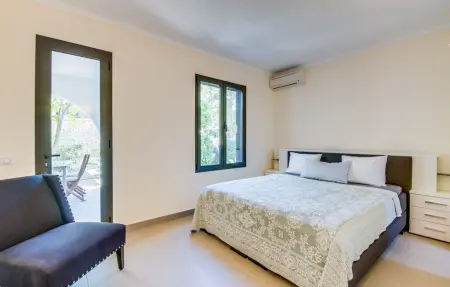 Villa Zen – Maison 8 pers., piscine et vue mer à Cala Santanyi : photo 48