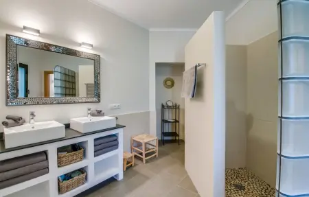 Villa Zen – Maison 8 pers., piscine et vue mer à Cala Santanyi : photo 53