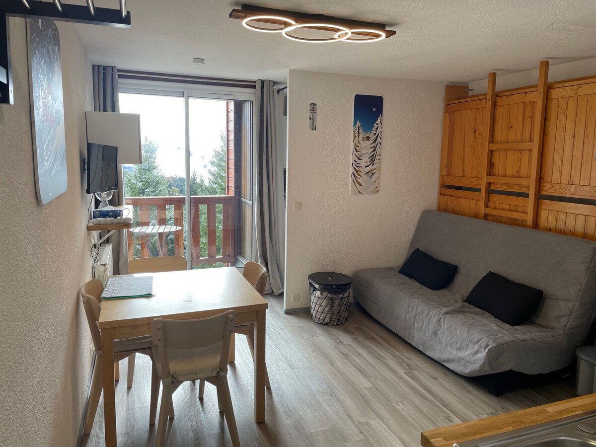Studio cabine 4 pers à Chamrousse, balcon sud - Photo 4