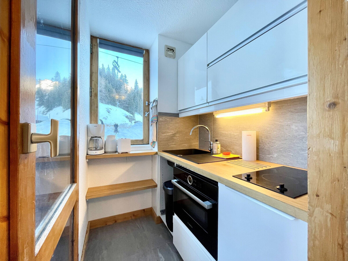 Studio rénové 28m² La Plagne, parking et ski-in/ski-out - Photo 2