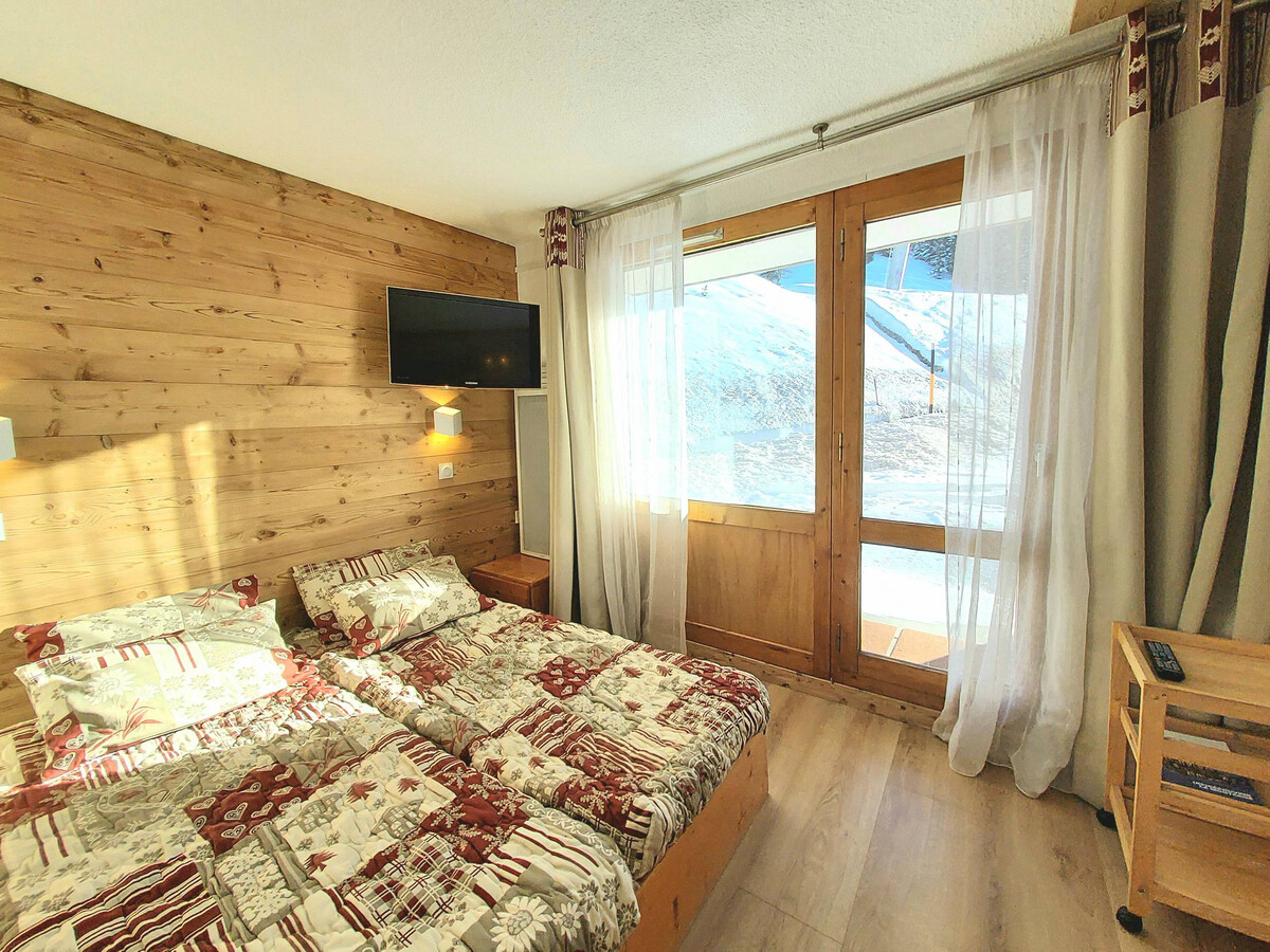 Studio rénové 28m² La Plagne, parking et ski-in/ski-out - Photo 4