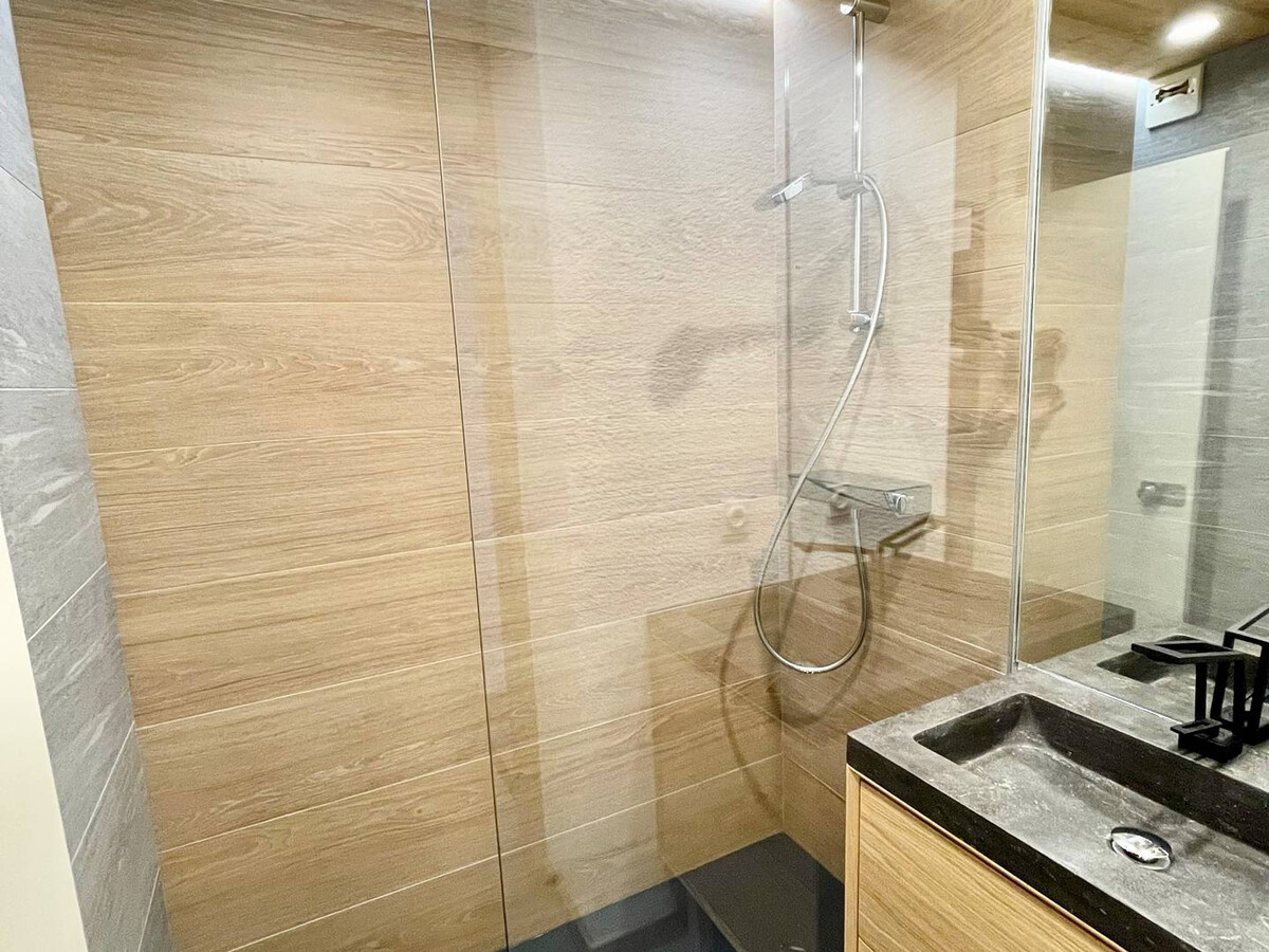 Studio rénové 28m² La Plagne, parking et ski-in/ski-out - Photo 8