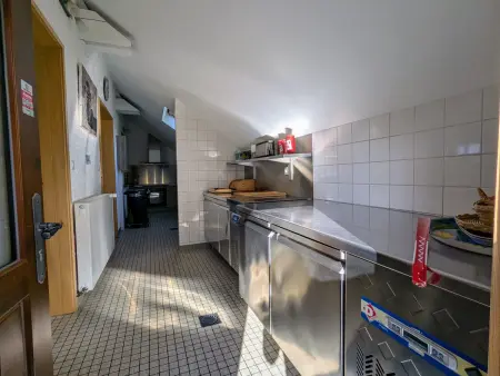 Chalet familial spacieux avec spa, sauna et salle de jeux - Photo 7