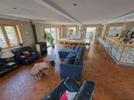 Chalet familial spacieux avec spa, sauna et salle de jeux - Photo 8