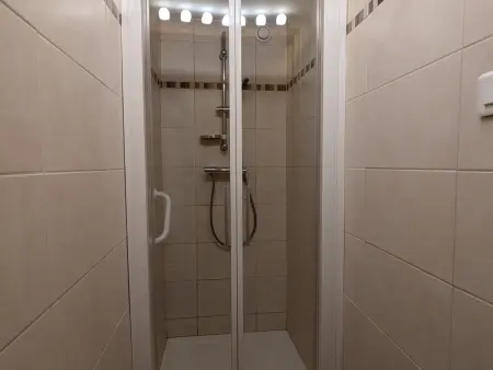 Chalet familial spacieux avec spa, sauna et salle de jeux - Photo 23