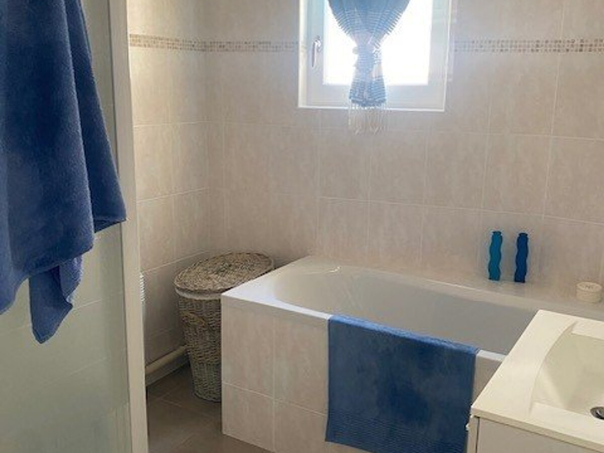 F3 centre-ville Amélie-les-Bains, 100m des thermes - Photo 6