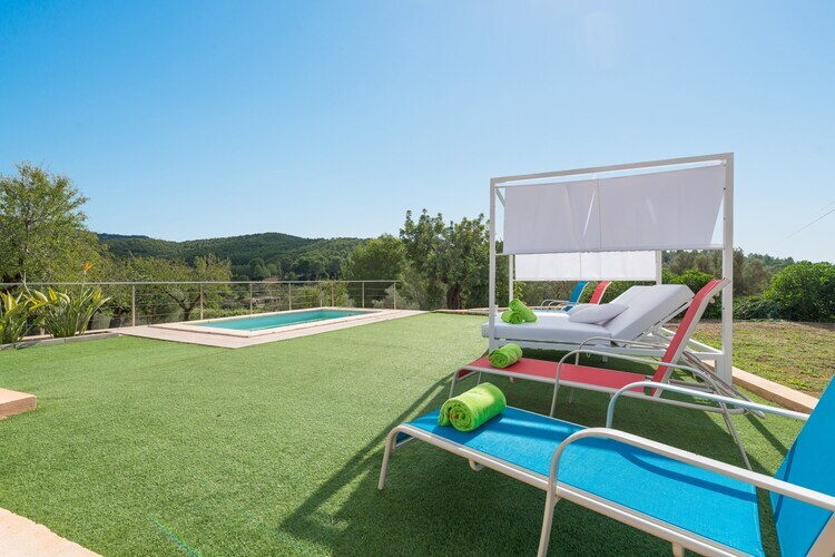 Villa Sa Plana à Calvià : piscine d'eau salée et nature - Photo 4