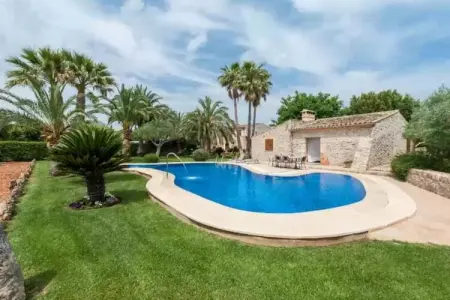 Villa Can Rovey à Inca : piscine 50m² et 2 bâtiments : photo 11