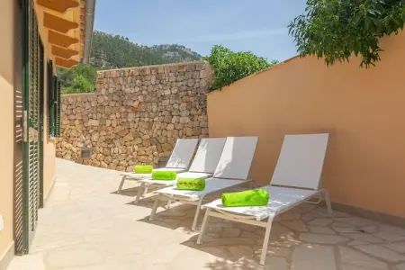 Villa Can Moreu, piscine et vue Sierra de Tramuntana : photo 2