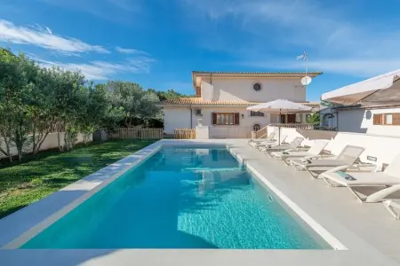 Calma, Villa à Son Serra avec Piscine d'Eau Salée - Photo 8