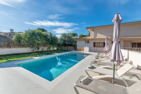 Calma, Villa à Son Serra avec Piscine d'Eau Salée - Photo 13