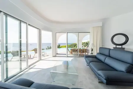 Villa Gaudina – 6 chambres, piscine infinie aux Baléares : photo 3