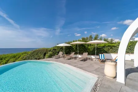 Villa Gaudina – 6 chambres, piscine infinie aux Baléares : photo 17