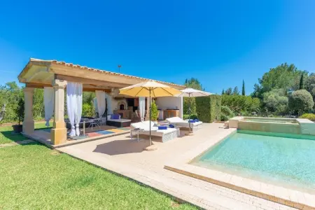 Villa Golf Marina aux Baléares, piscine et jacuzzi : photo 4