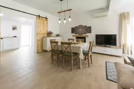 Villa Cova De L'aire – Piscine privée vue Sierra : photo 4
