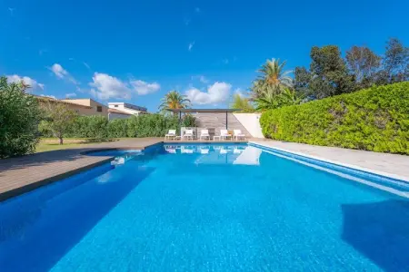 Villa L'eresta : piscine 13m et court de tennis aux Baléares : photo 7