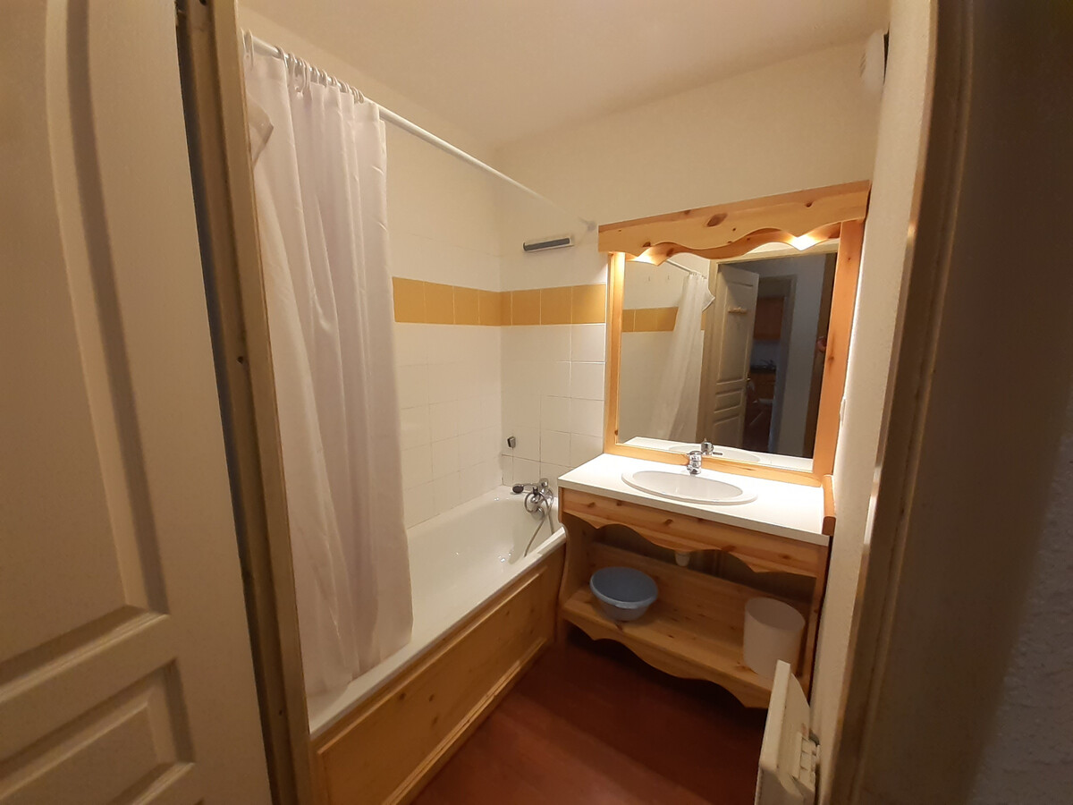 Appartement 3 pièces Valfréjus, 100m télécabine, skis aux pieds - Photo 9